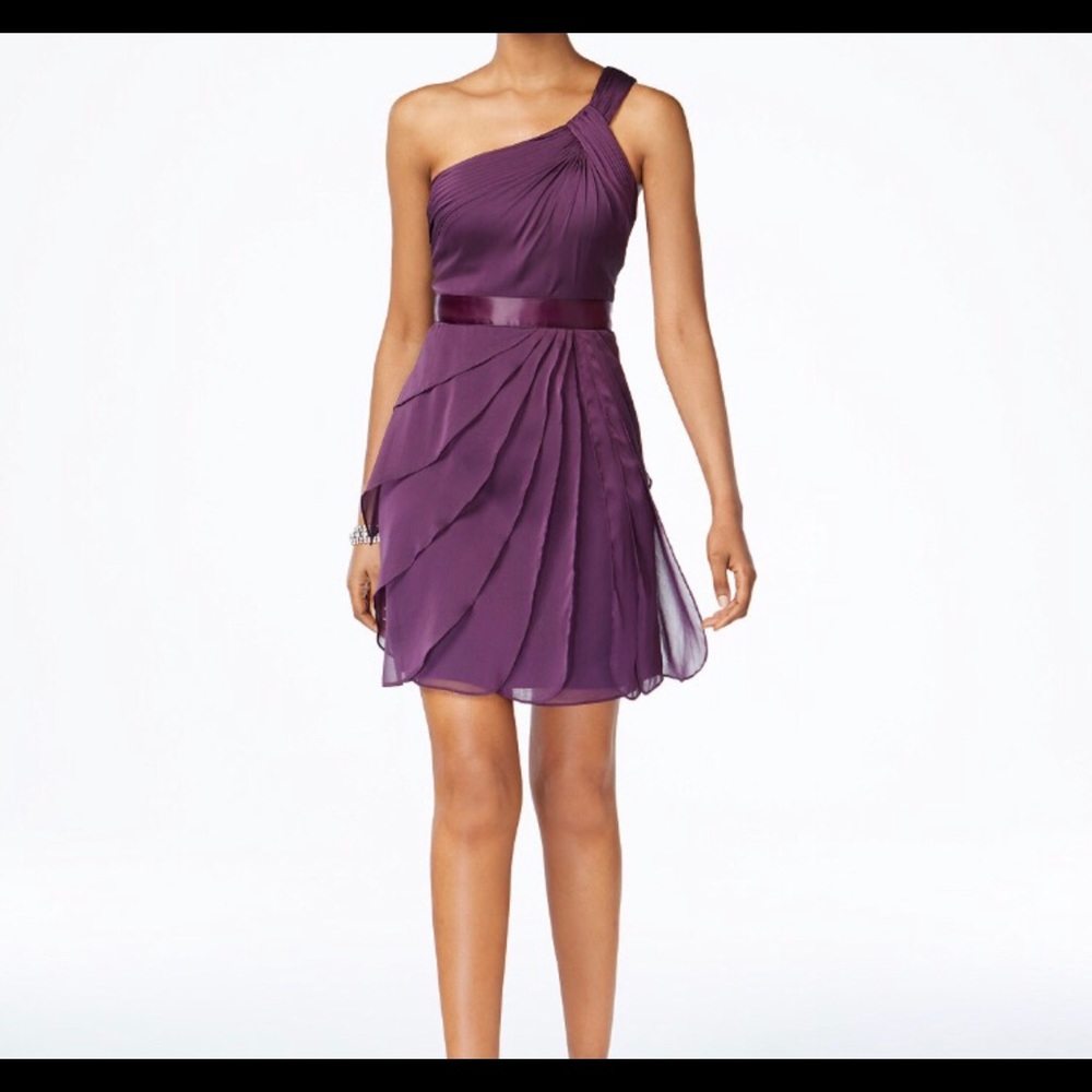 One shoulder tiered chiffon dress